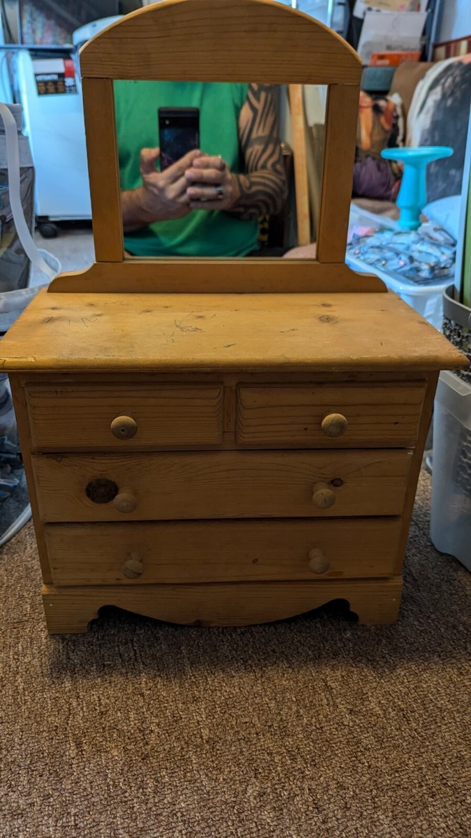 SALESMAN SAMPLE LIKE DRESSER W/ MIRROR,KIDS,MINITURE,JEWELRY BOX