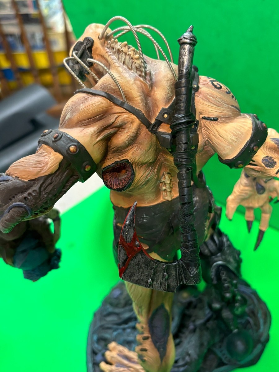 1998 DECAPITATOR Bowen 11.5 Inch STATUE #389 | eBay