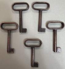 Lot Of 5 Vtg Uncut Skeleton Key Hollow Barrel Open Oblong Head Bronze Tone Metal