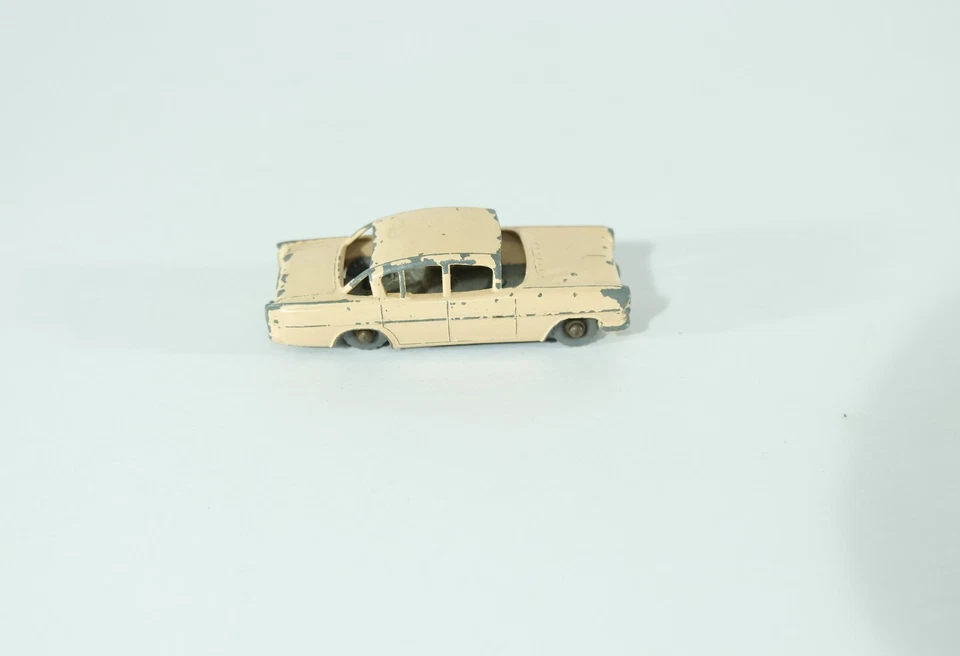 Matchbox Moko Lesney 22 Rosa Vauxhall Cresta Diecast Car 4GPW De Colección Sin Caja P8. Foto 4 de 4