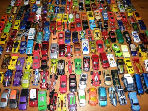 Kiste Spielzeugautos Konvolut Autos Hot Wheels Siku Matchbox Hotwheels 1kg - Bild 2 von 12