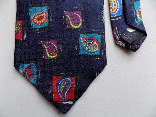 LOUIS FERAUD Silk Tie Necktie Navy Blue Color Paisleys NEW italian Silk - Picture 5 of 5