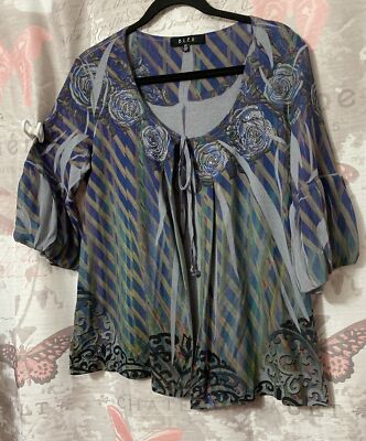 B.L.E.U. Embellished 3/4 Sleeve Open Light Knit Cardigan Size M Floral Design