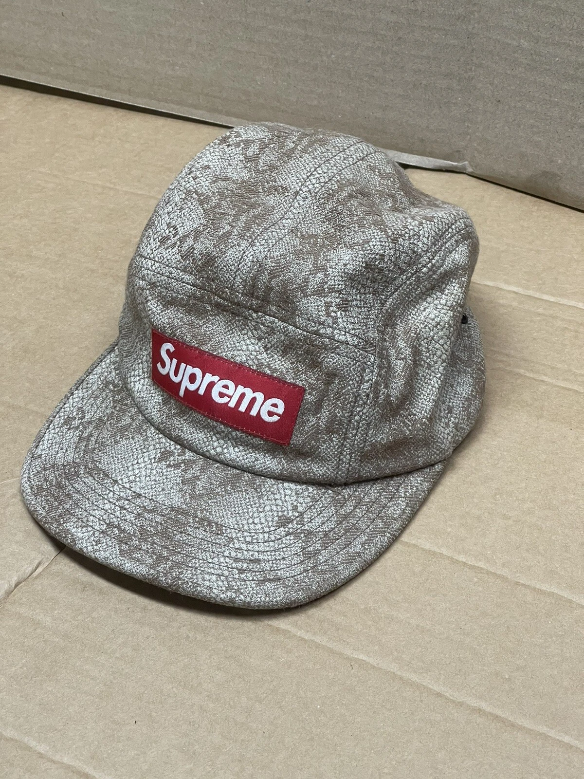 SUPREME FW14 JACQUARD CASQUETTE CAMP TAN BOITE LOGO SANGLE RÉGLABLE