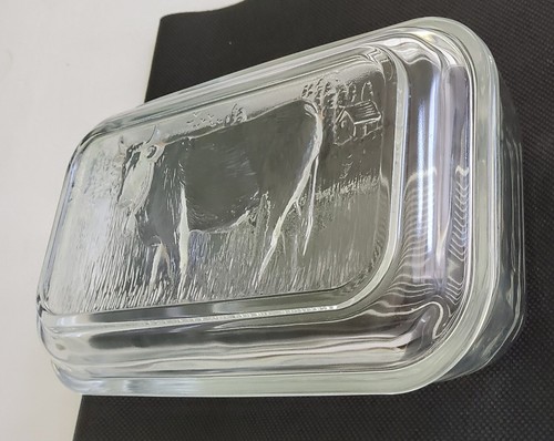 Vintage Glass Refrigerator Butter Dish With Embossed Cow Lid - Arcorac France - Picture 5 of 13