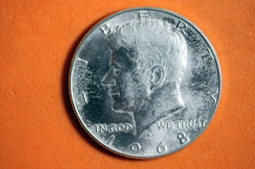 ESTATE FIND 1968 - D KENNEDY HALF DOLLAR!! #N03242