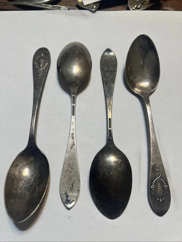 Lunt MOUNT VERNON Sterling Silver Spoon 5-3/4 Inch 2.7 0z