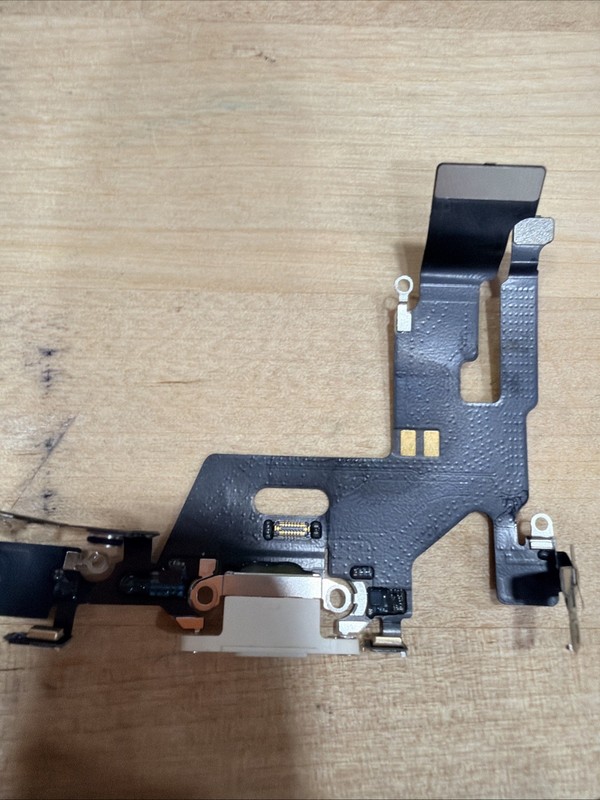 iPhone 11 Charging Port Assembly 