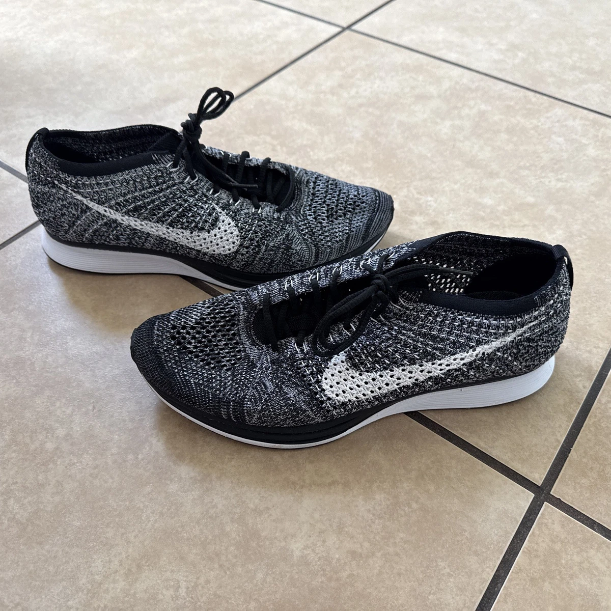 Preços baixos em Tênis masculino Nike Flyknit Racer | eBay