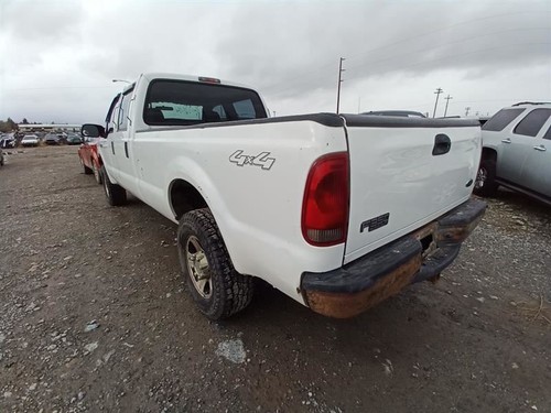 Starter Motor from 2006 Ford F250SD 5.4L 11518591 - Picture 11 of 12
