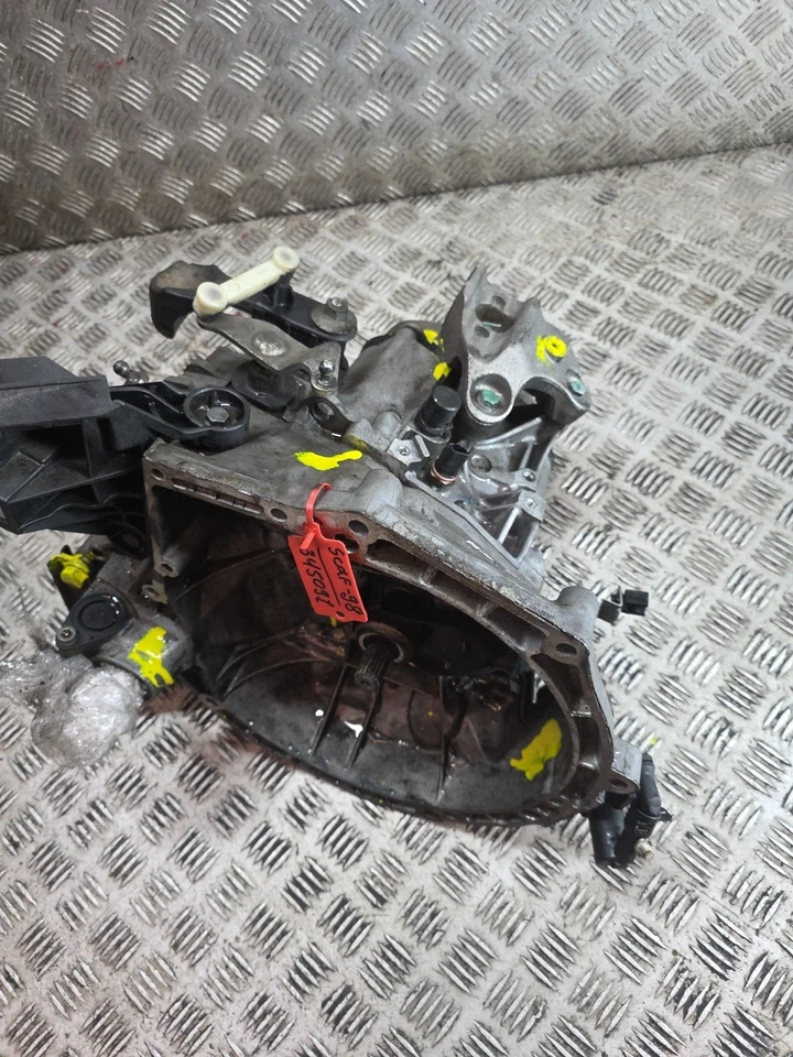 Peugeot 208 Gearbox 5 Speed Manual 9675193610 Mk1 1.4 Petrol 2012-2020N - Image 4 of 4