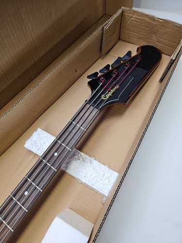 Epiphone Thunderbird IV Electric Bass Guitar - Picture 4 of 13