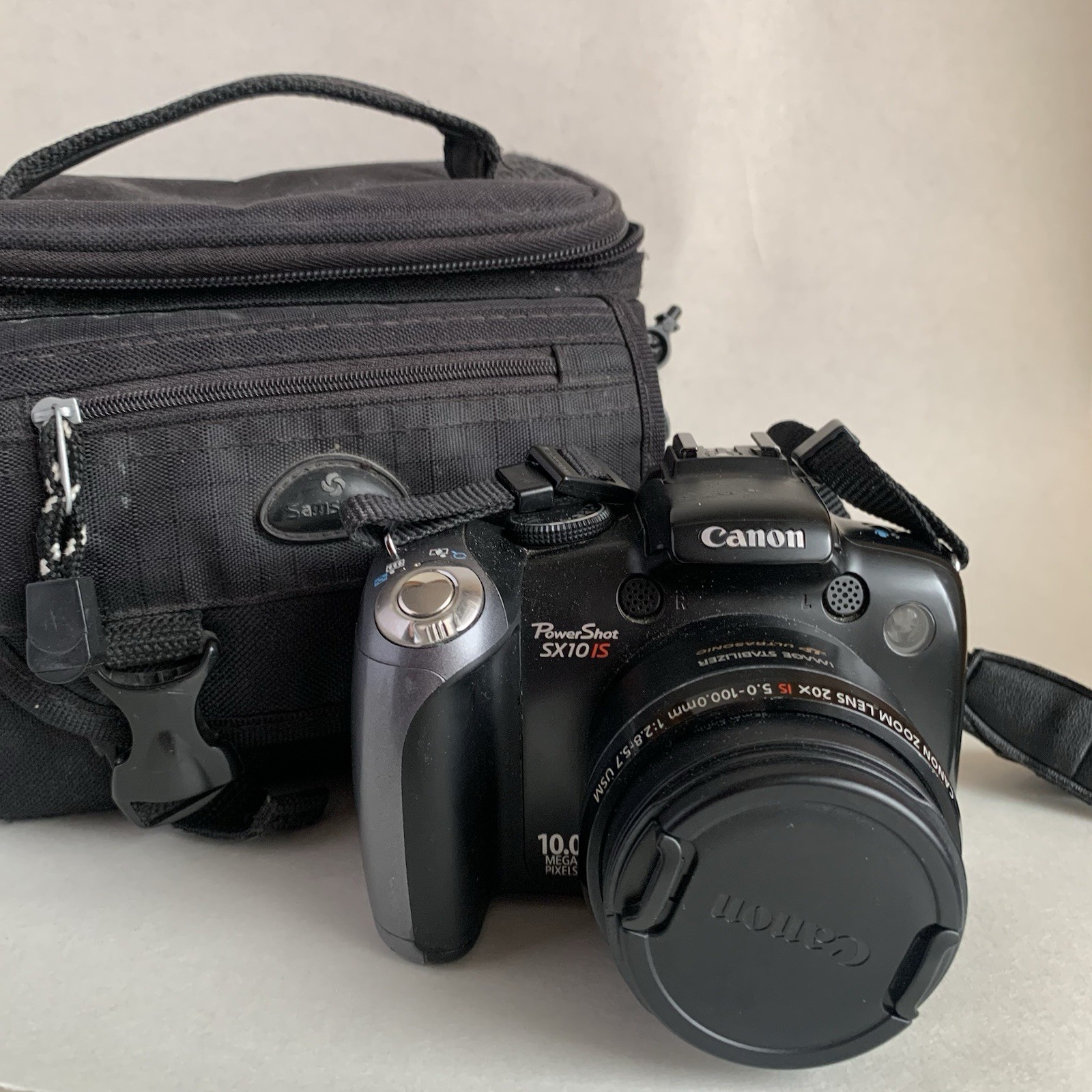 Canon PowerShot SX10 IS 10.0MP Digital Camera With Case *Untested- Parts Only*