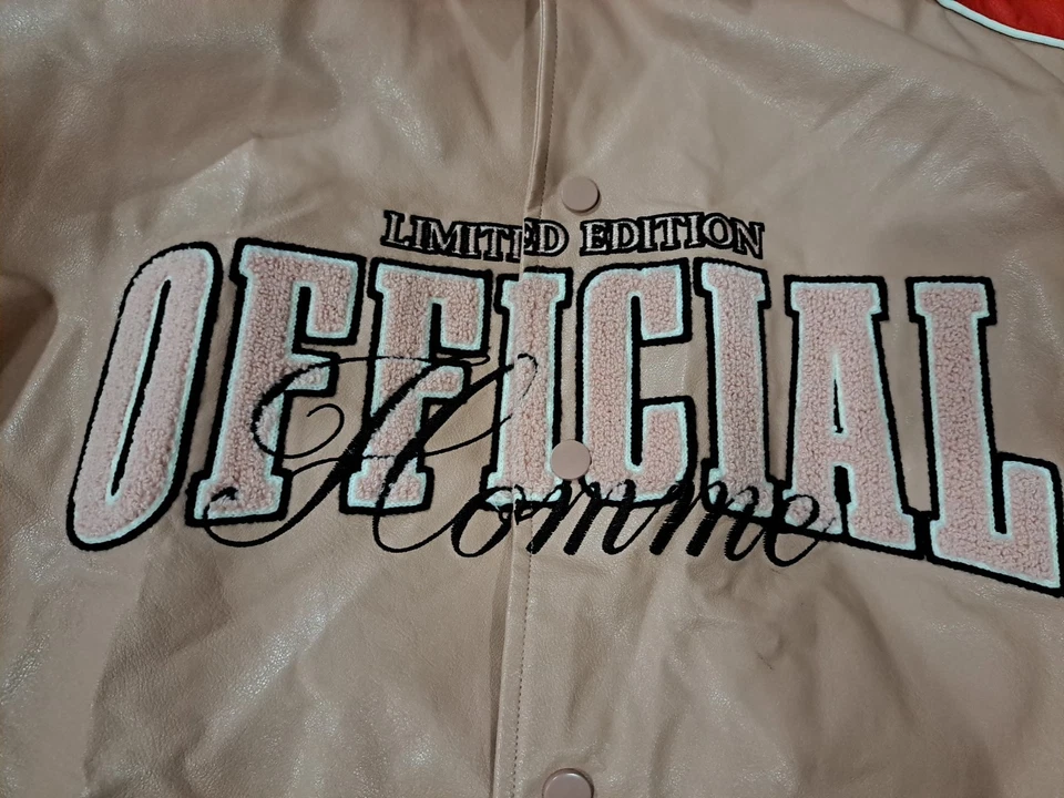 Chaqueta Universitaria Boohoo HOMBRE Rosa y Roja Edición Limitada Tema Oficial Hombre Foto 4 de 4