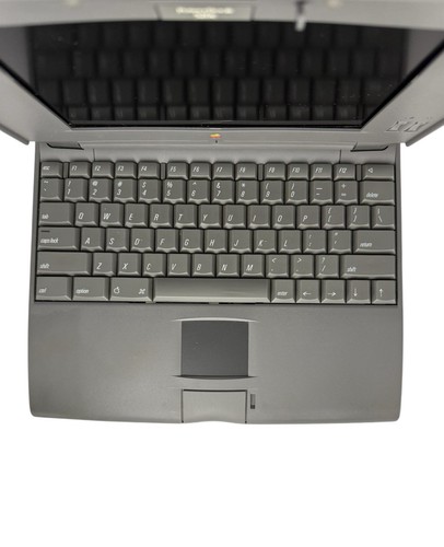 Vintage Apple Powerbook 520c Laptop mit Netzkabel getestet - Bild 4 von 10
