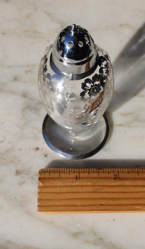 Vintage Heisey Orchid Art Deco Silver Overlay Glass Salt & Pepper Shakers - Picture 8 of 13