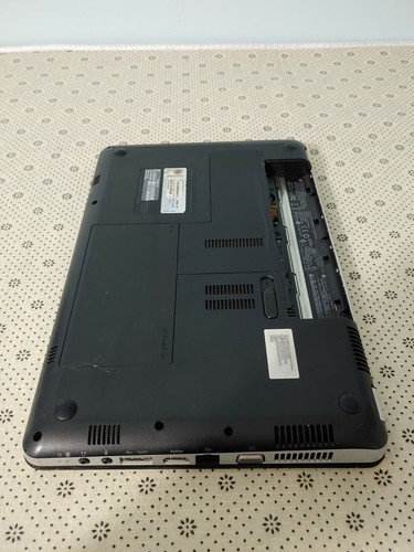 HP Pavilion DV5-2074DX 14"(Intel Core i3/4GB Ram/320GB - Picture 4 of 4
