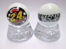 2 - 24 JEFF GORDON / NASCAR WHITE COLLECTOR MARBLES