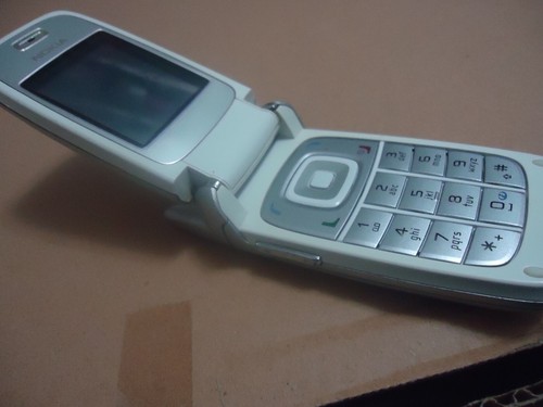 LG KG370 PLUS NOKIA 6101 PHONES - Picture 4 of 19