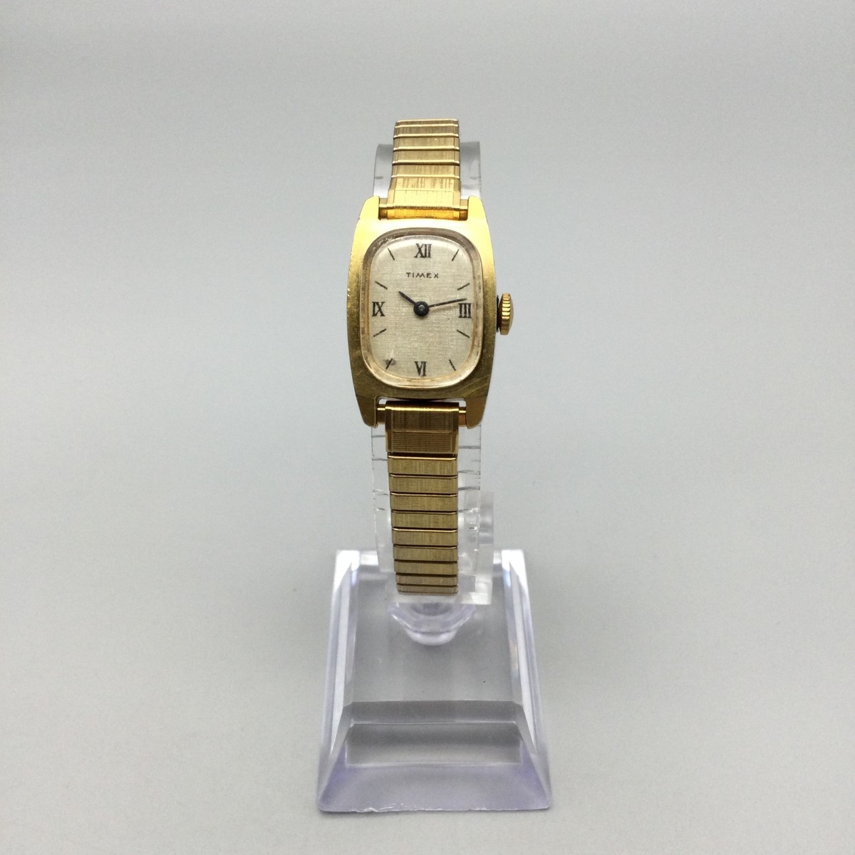Vintage Timex Manual Wind Watch Women 19mm Gold Tone Stretch  display picture 3