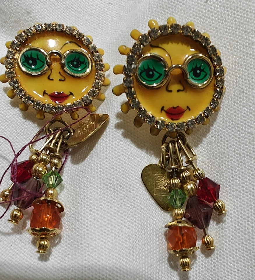 Pendientes colgantes LATR Lunch At the Ritz firmados esmalte audaces coloridos de colección Foto 2 de 4