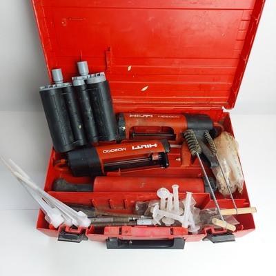Hilti MD2000 Resin Pistolen X2 Bauwerkzeug Set mit Hartschalenkoffer & Zubehör