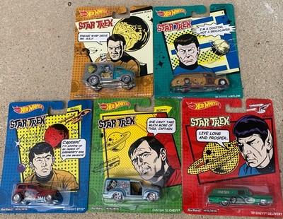Hot Wheels Star Trek ミニカー 4台セット 2013年 新品 Hot Wheels Lot Of Two 2013 Pop Culture STAR TREK Complete Sets (10