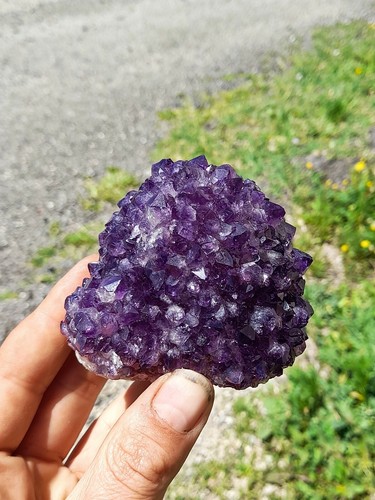 Stalagmite hérisson D'Amethyste d'Uruguay 505g belle couleur amas amethyste - Picture 2 of 11