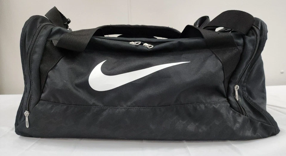 Bolso de Lona Nike Negro 24"x10"x13" Foto 2 de 4