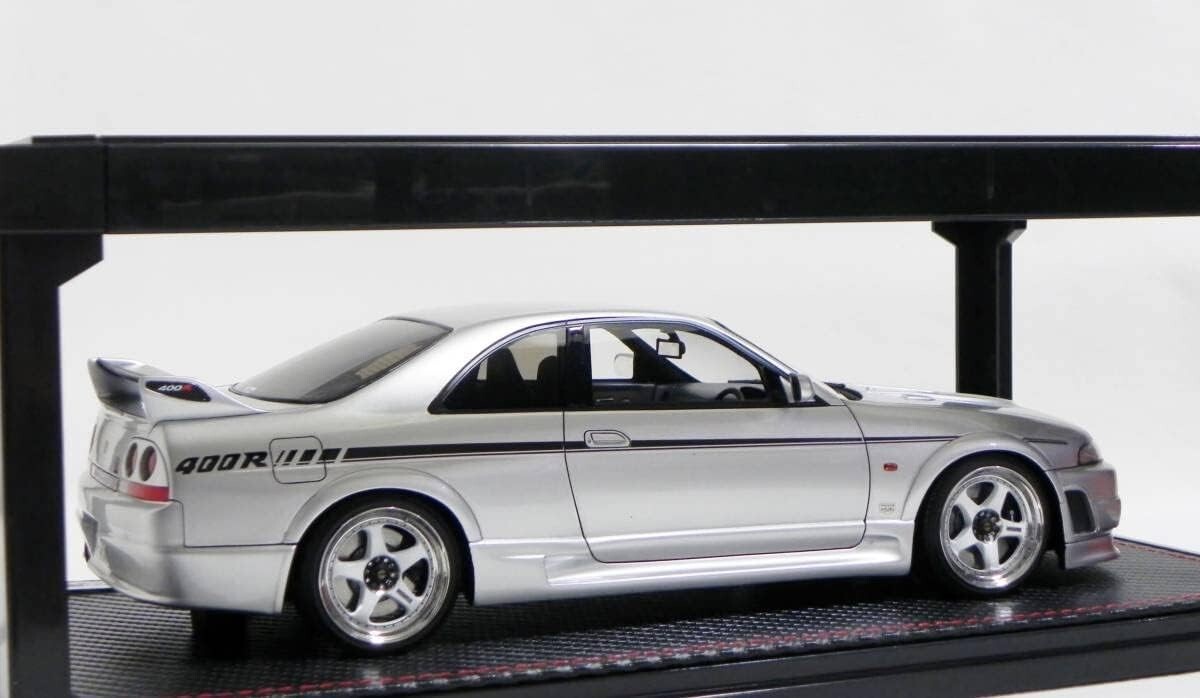 SUPER RARE* Ignition Model 1/18 Nissan Skyline GT-R R33 SUPER RARE* Ignition Model 1/18 Nissan Skyline GT-R R33