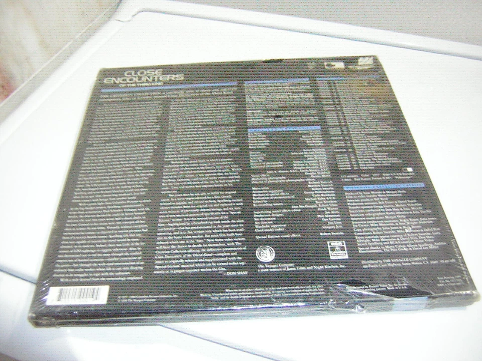 CLOSE ENCOUNTERS LASER DISC SEALED FIRST PRINTING CRITERION 1990 - Image 4 of 4