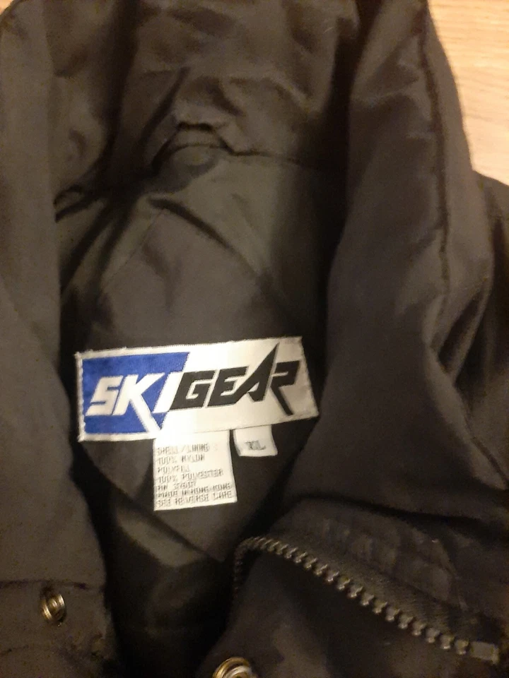 Ski Gear Black Jacket Size XL - Image 3 of 3
