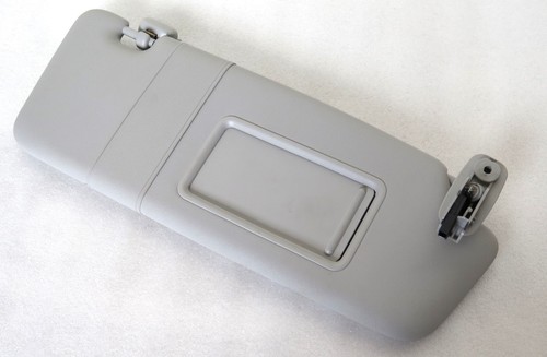 Audi A3 S3 RS3 8P `07 3-Türen Sonnenblende Sonnenblenden VR 8P1857552