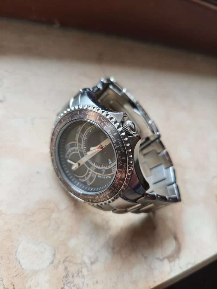 Sector No Limits 235 42mm Cassa Argento in Acciaio, Cinturino Argento - Immagine 3 di 4