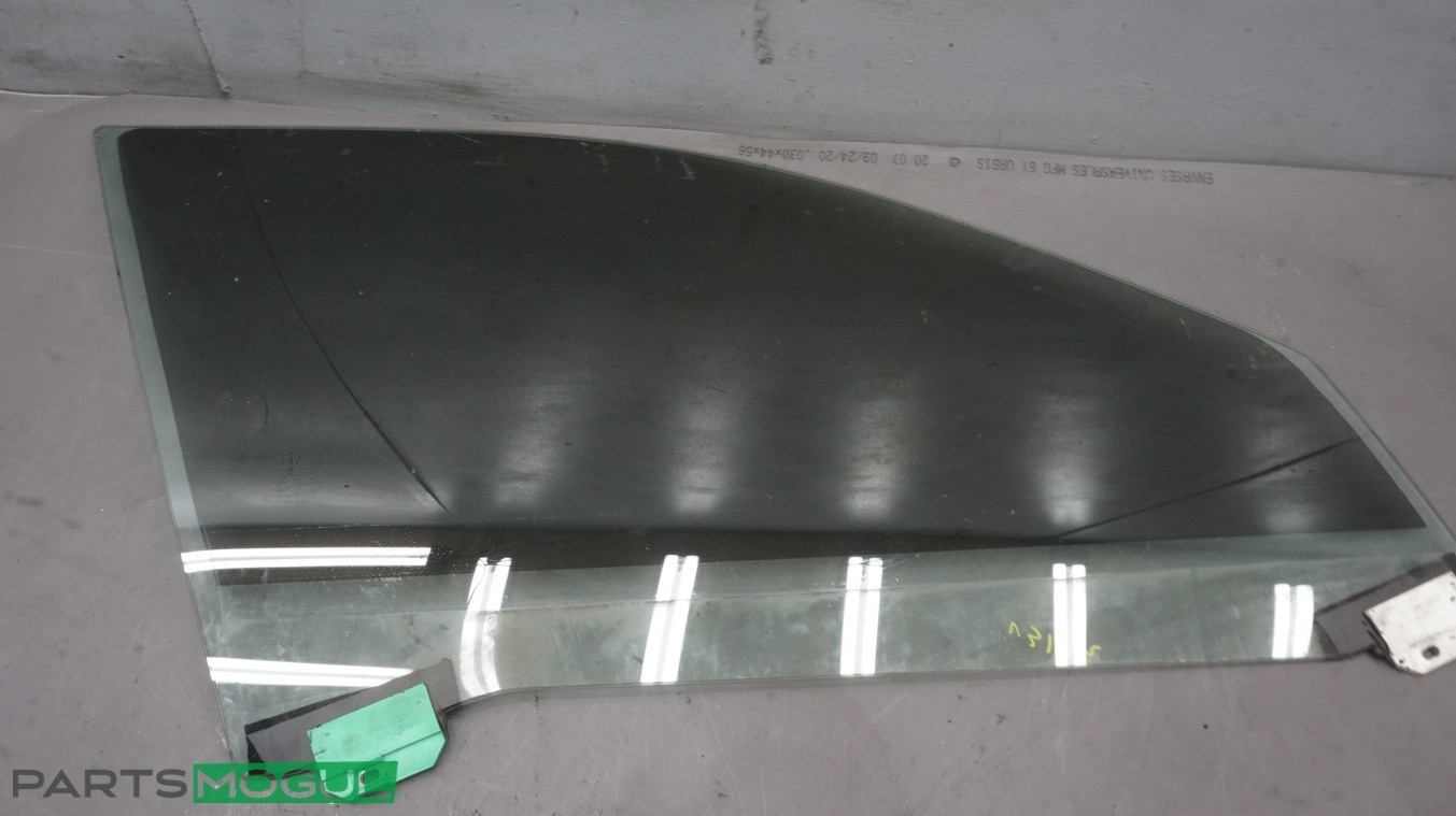 2003-12 Maserati Quattroporte Front Right Passenger Door Window Glass Panel OEM