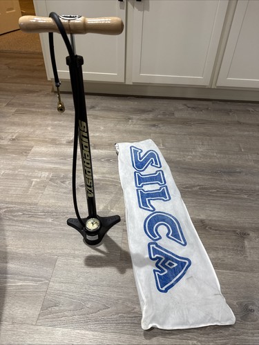 Vintage Silca SuperPista Black Floor Pump 76.0 Made In Italy and Storage Bag
