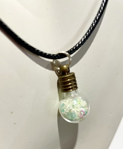GLOW in the DARK Jewellery Set Light Bulb Pendant Necklace & Mandala earings. - Picture 5 of 5