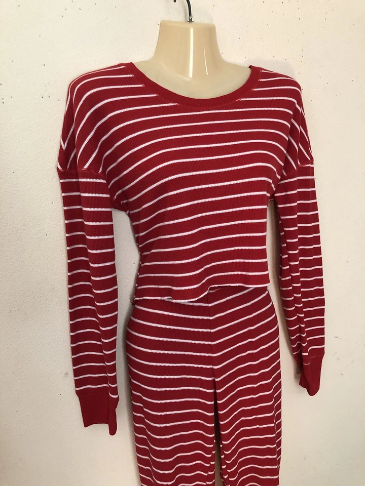 Gilligan & O’Malley Pajamas Set Crop Top Long Sleeve Pants Red & White Sz Small - Image 3 of 4
