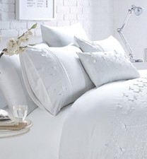 Papillon – Embroidered Butterfly Duvet Cover Set with Pillowcases (All Sizes)