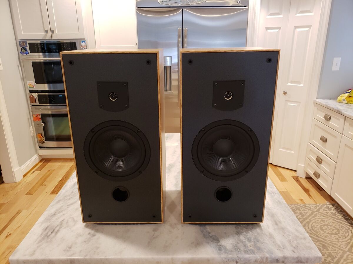 JBL J2080 2-Way Pair Bookshelf Speakers 8 JBL J2080 2-Way Pair Bookshelf Speakers 8