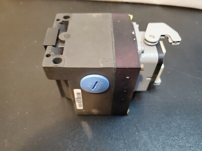 New Balluff 0624DE BNS 816-X630-B06-00-12-610-11 Connector Assembly