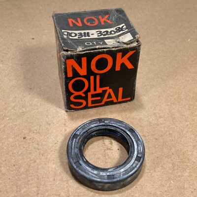 Oil Seal 90311-32086 Fit For Toyota Corolla AE70 KE30 KE50 KE70