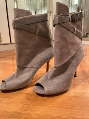 CALVIN KLEIN HIGH HEELS PEEPTOES SANDALEN  WILDLEDER PUMPS BLOGGER Gr.38 TOP