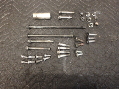 アサヒ - dos164124 KAWASAKI ZX6R + ZZR600 FRAME HARDWARE / FOOTPEG HARDWARE