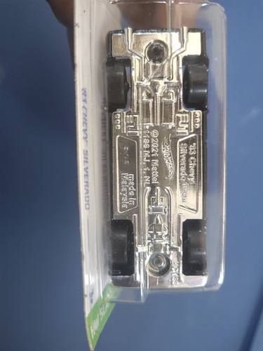 hot wheels 83 chevy silverado black - Picture 8 of 9