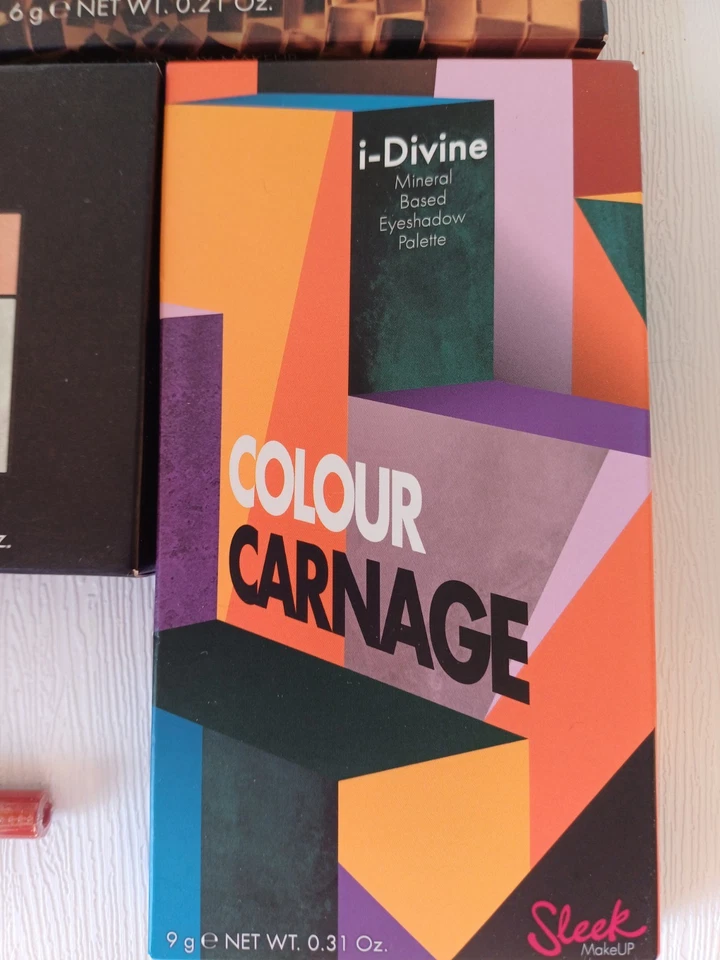 Sleek MakeUP Bundle I-Divine Eyeshadow Palette, Highlight Palette, Lip Liner - Image 4 of 4