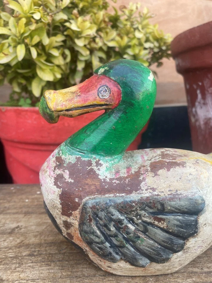 Antigua estatuilla de pato de madera tallada a mano estatua pintada decoración del hogar escultura Foto 3 de 4