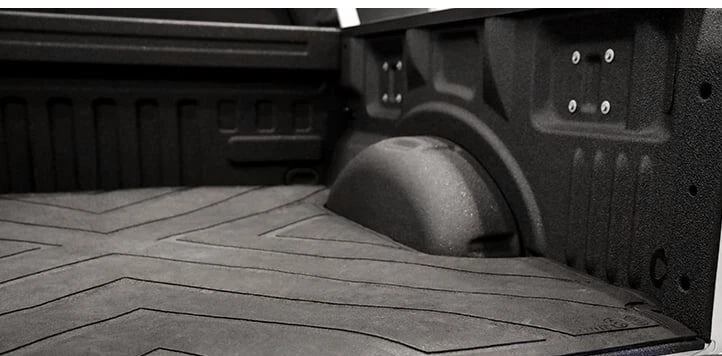 Alfombrilla de cama de camión forro Dee Zee 5,7 ft. Goma-Negro-Se adapta a Silverado y Sierra 1500 07-18 Foto 3 de 4