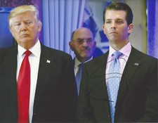 DONALD TRUMP JR. SIGNED 8x10 PHOTO w/COA 2020 PRESIDENT REPUBLICAN MAGA FAMILY 