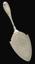VINTAGE STERLING SILVER OLIVE BRIGHT CUT 10" PIE CAKE SERVER